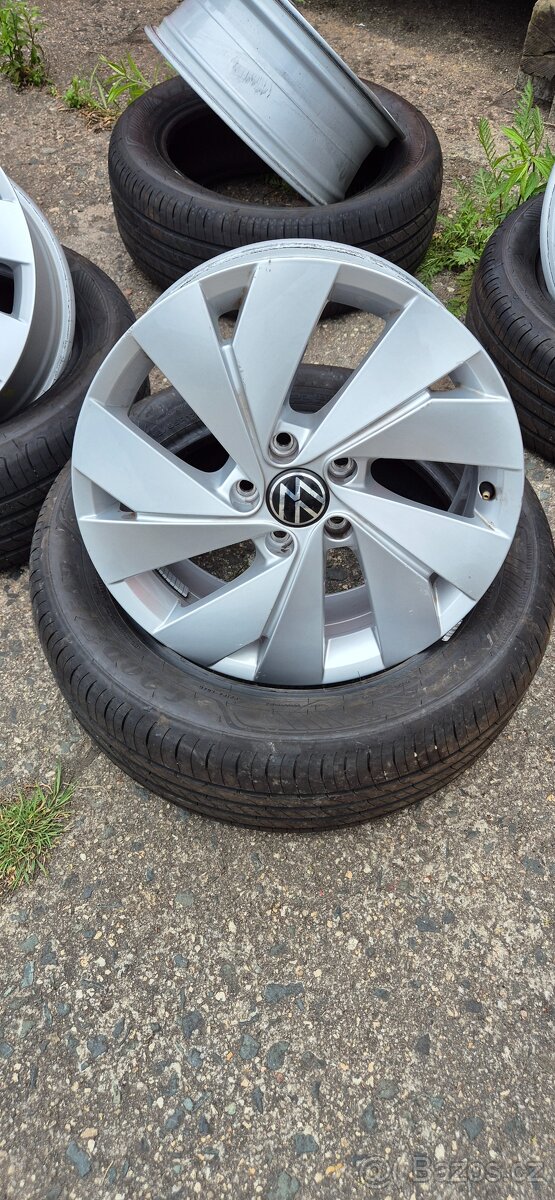 Originální disky VW r17 5x112 Volkswagen Golf 8 alu disky 6,