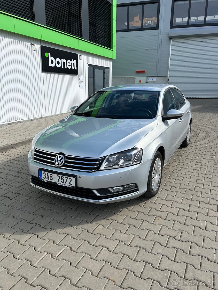 Volkswagen Passat 1.4 CNG + benzín 2012