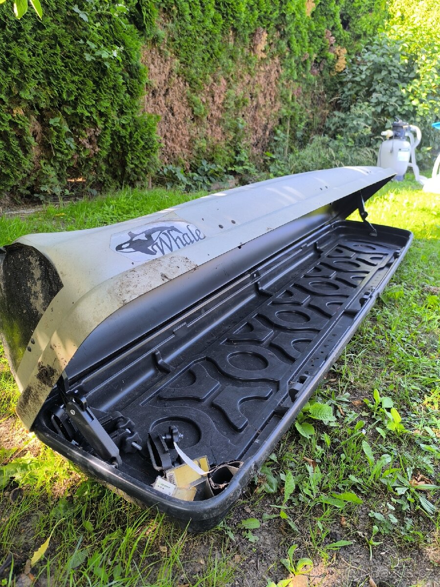 Střešní box/rakev na auto