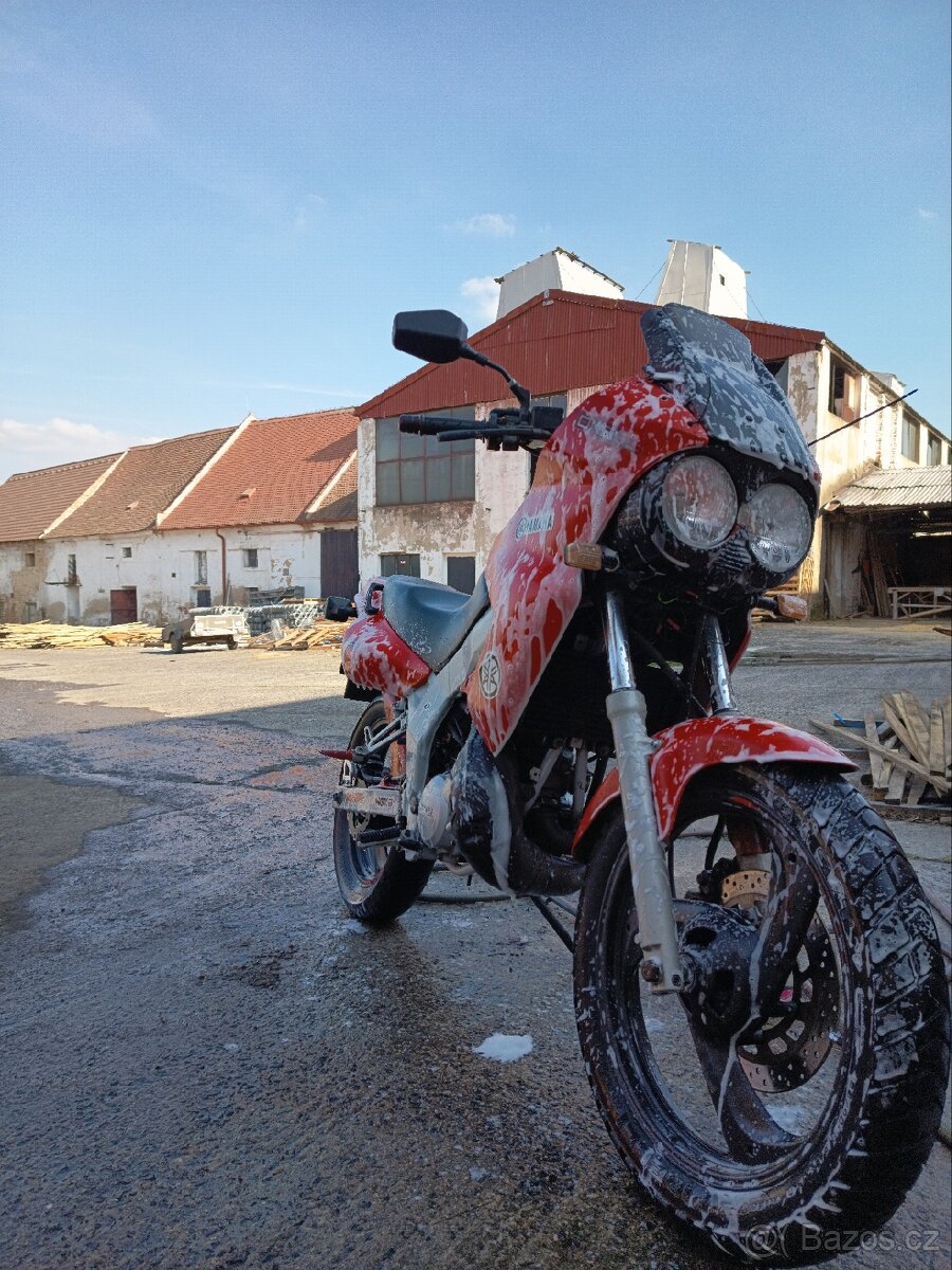 Yamaha TDR125