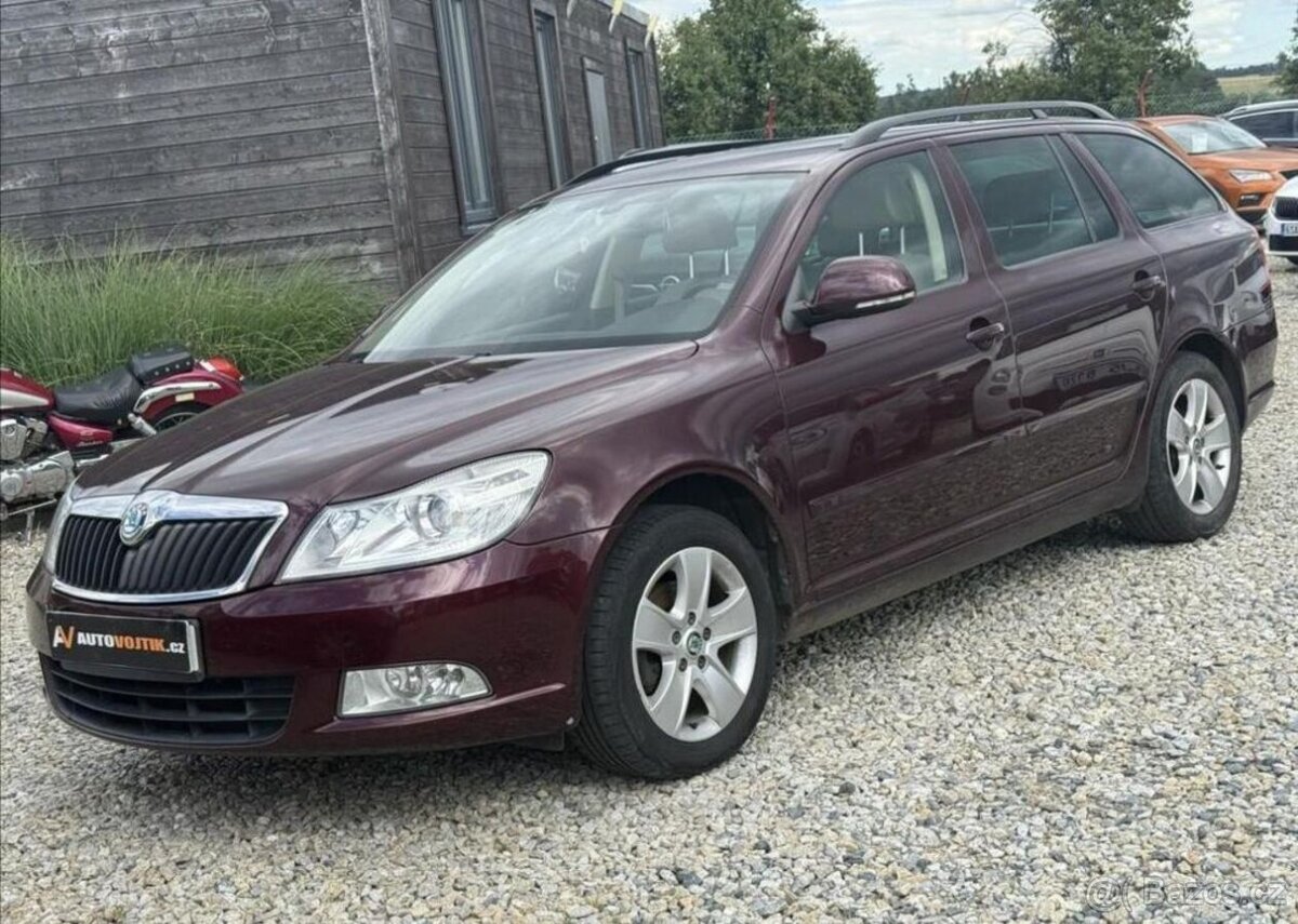 Škoda Octavia 2,0 TDI DIGILKIMA,NAVI,TAŽNÉ nafta manuál