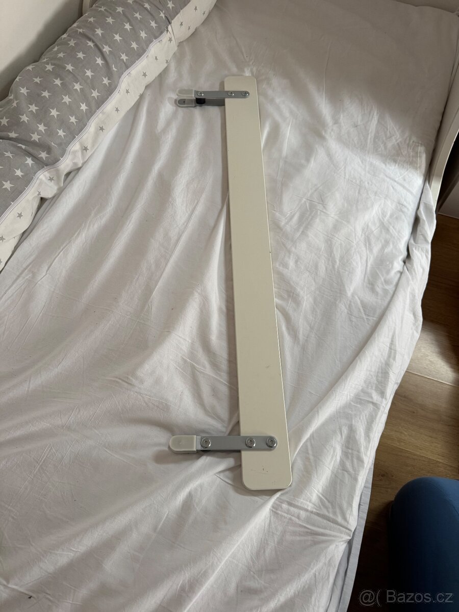 Dětská postel + matrace