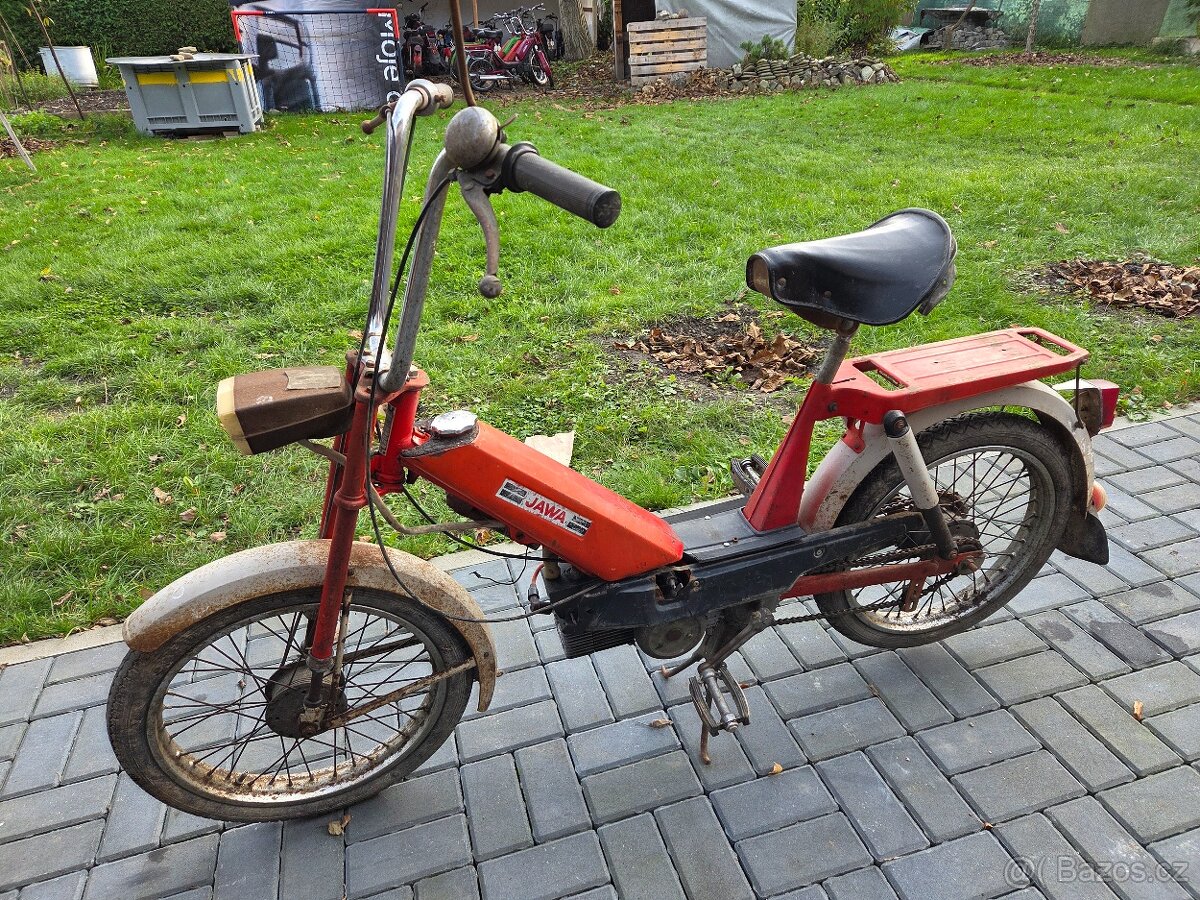Babetta 207 s kartičkou, červená 11.