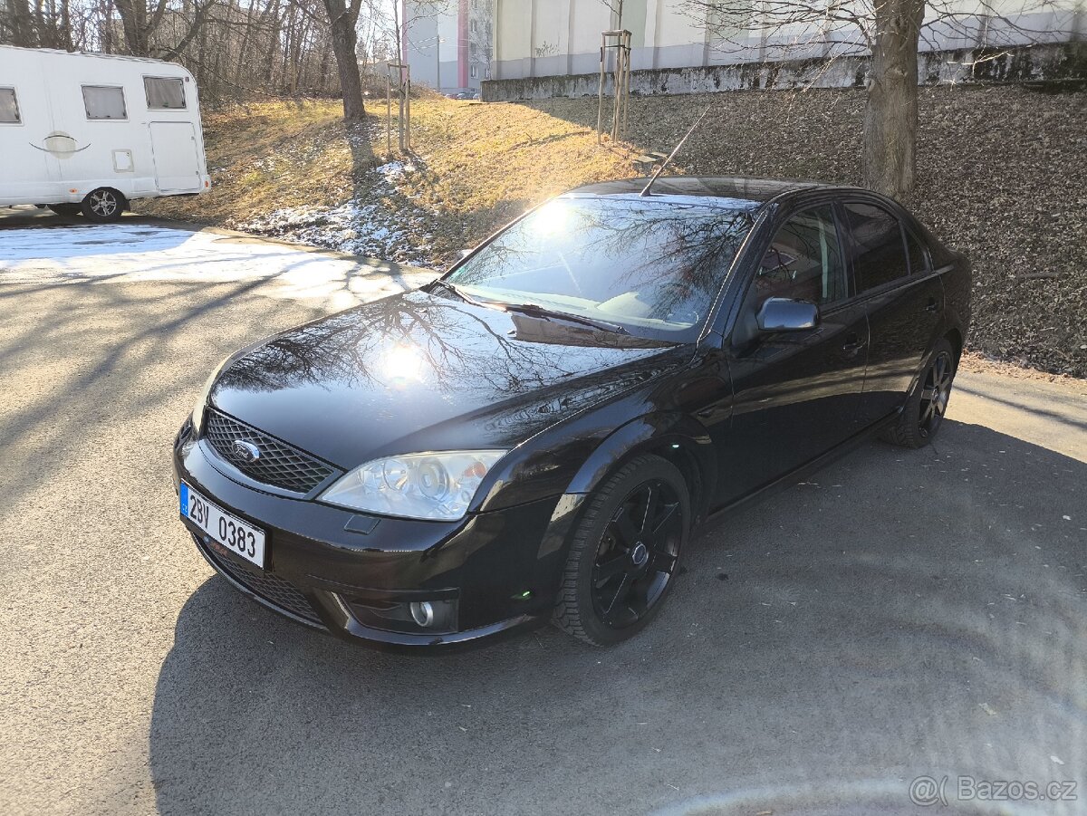 Ford Mondeo ST 220 3.0V6