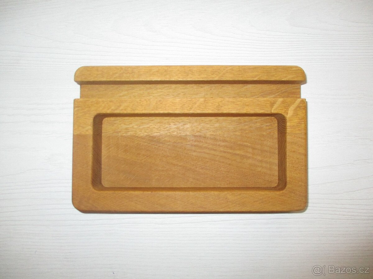 Stojánek na mobil- masiv dub