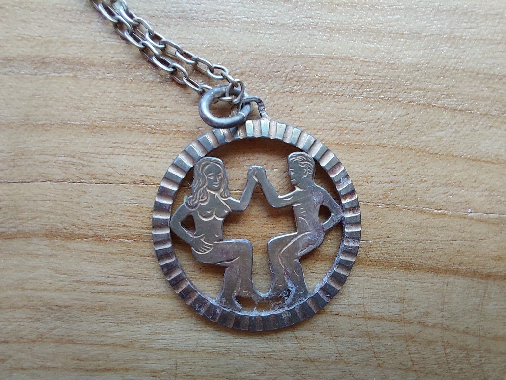 Retro přívěšek blíženci, unisex = pánský i dámský SLEVA