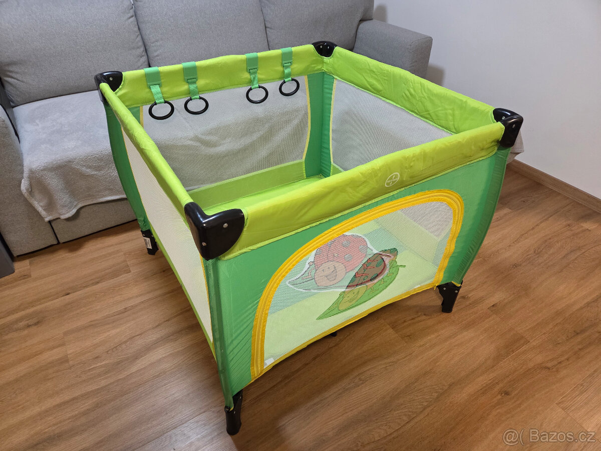 Dětská ohrádka CARETERO Quadra green