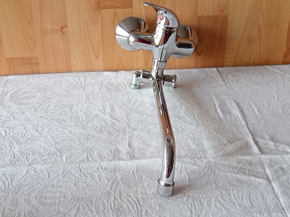 VOdovodní baterie vana sprcha 100