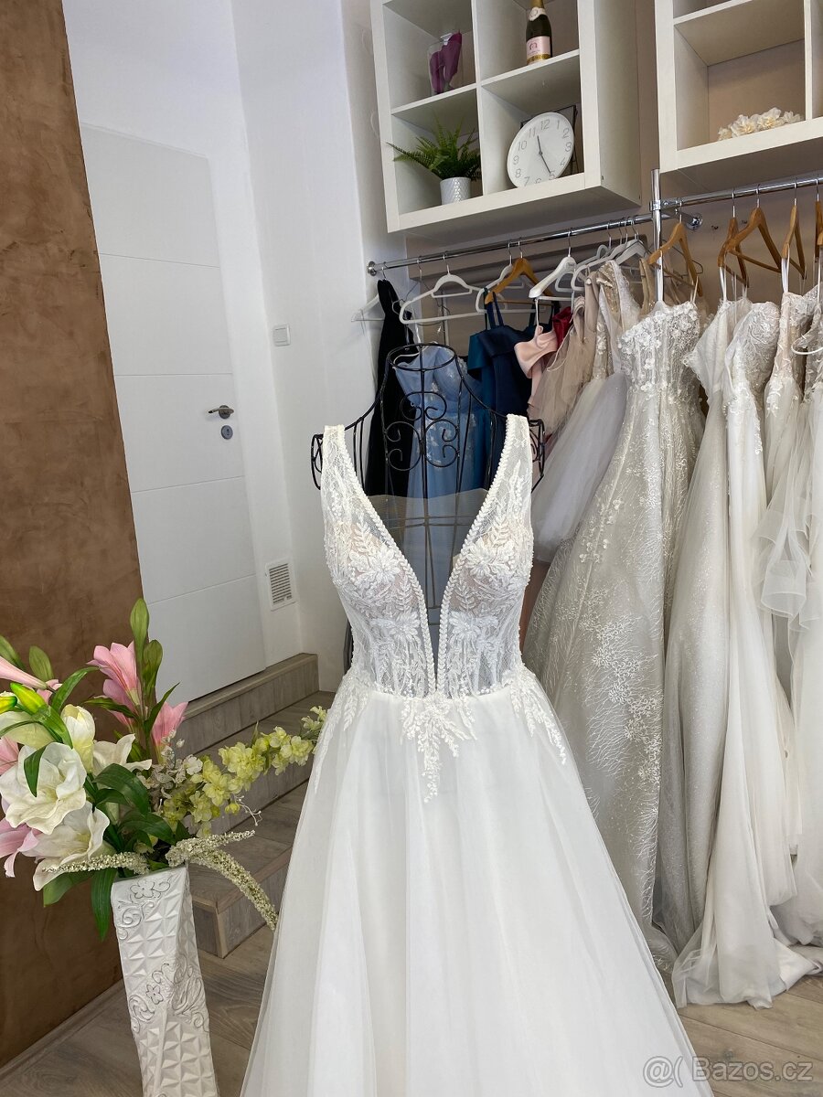 Svatební šaty 32-36