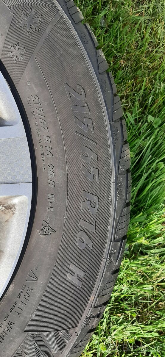 215/65R16 zimni