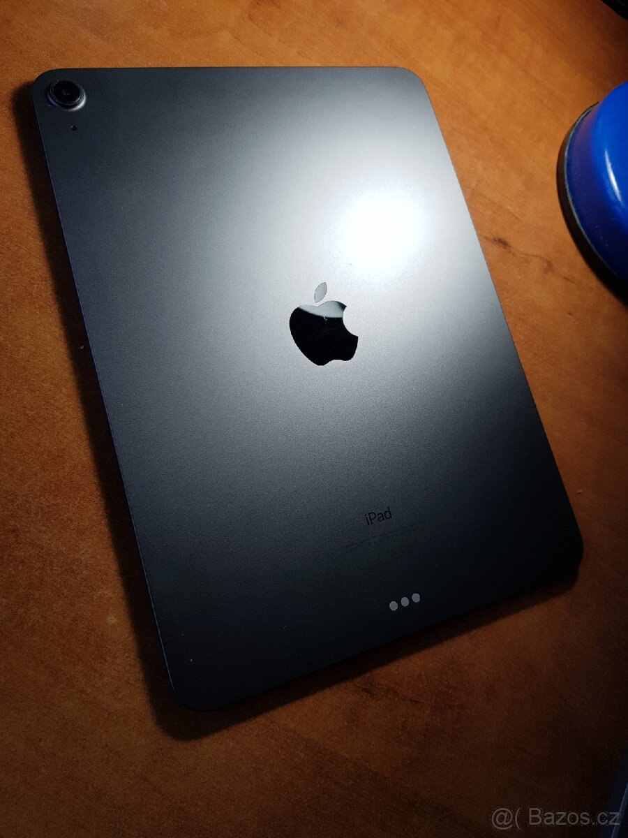 TOP NABÍDKA - iPad AIR 2020 + Keyboard