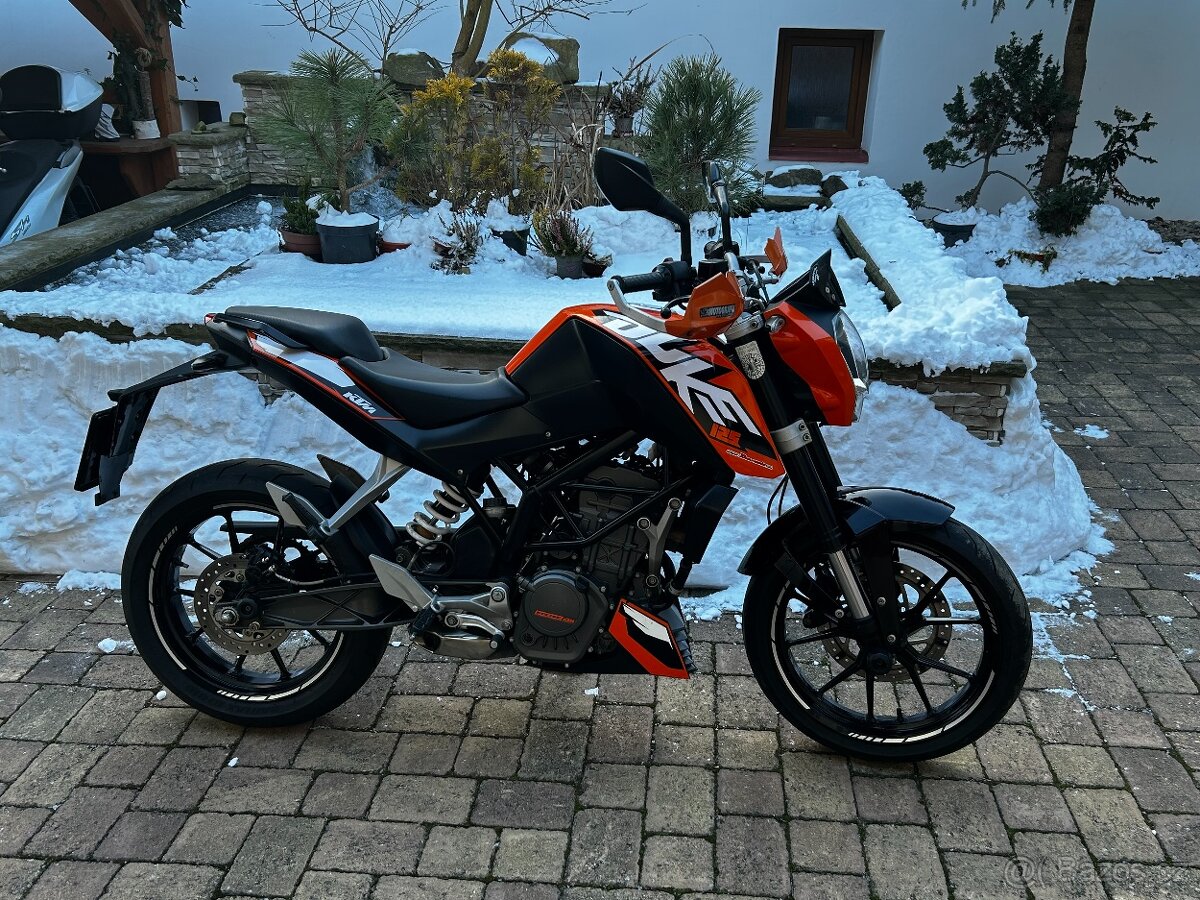 KTM Duke 125