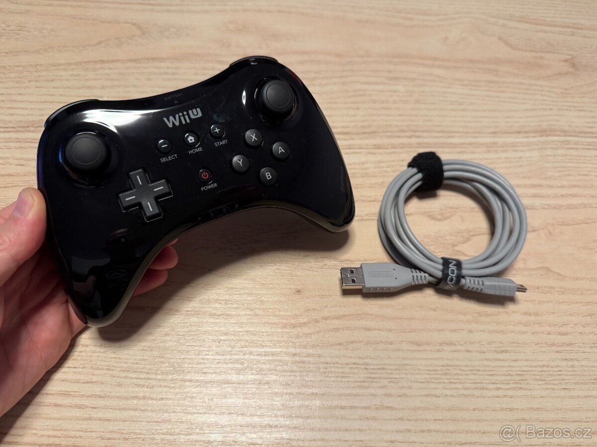 Nintendo originální ovladač WUP-005 včetně kabelu