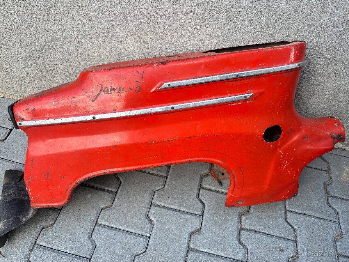 Sukňa jawa pionyr