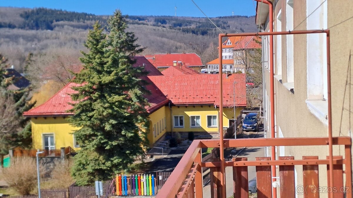 Pronájem bytu 2+1 Meziboří