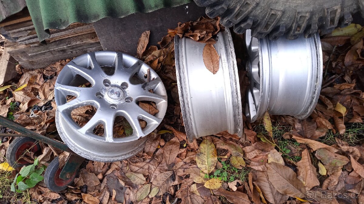 VW Touareg disky kola R17 5x130