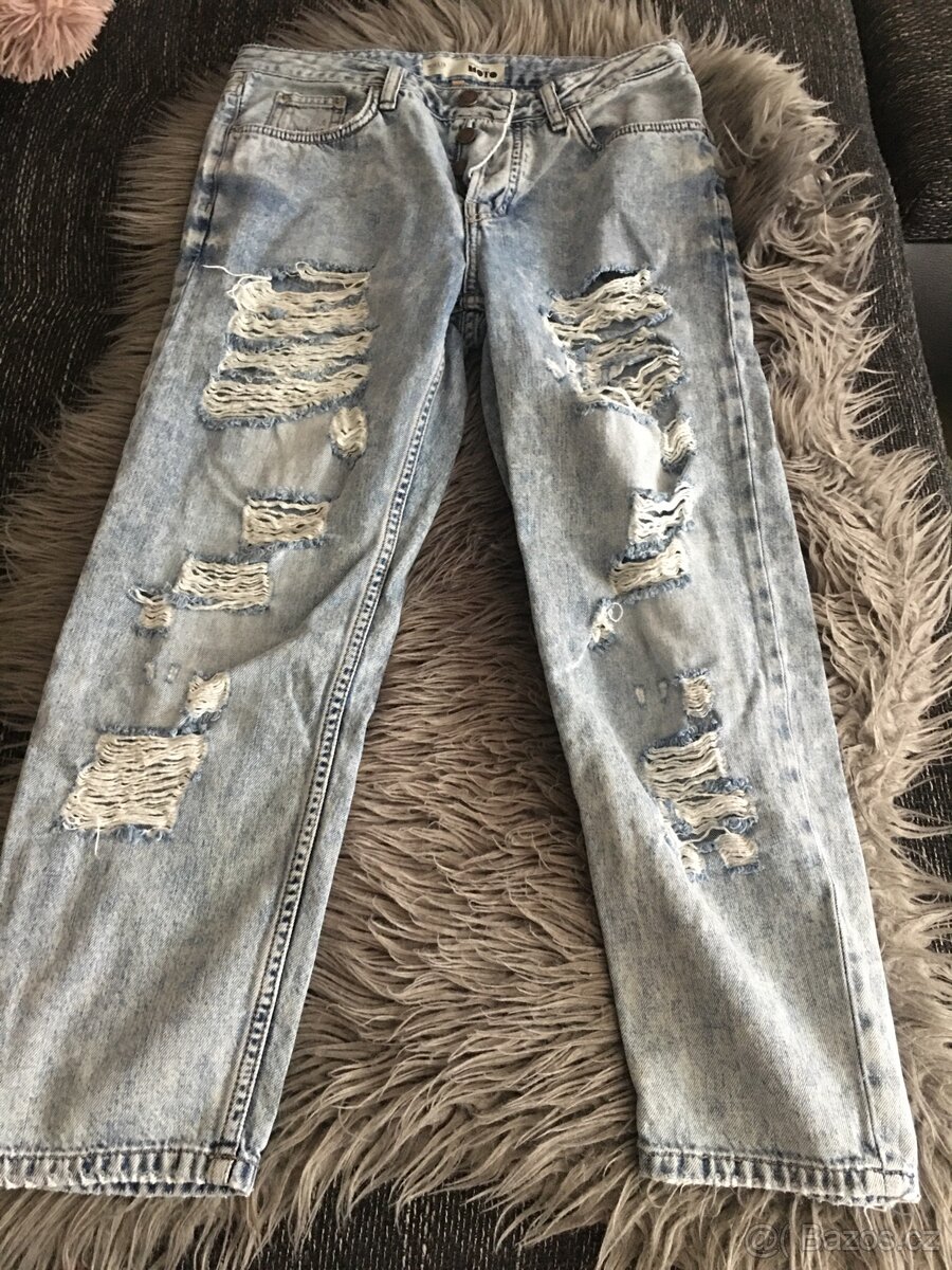 Trhané džíny zn.Topshop vel.W26(XS)