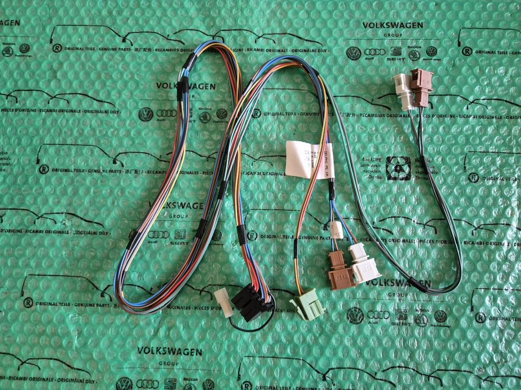 svazek el. instalace autorádia Škoda Felicia 6U1971649