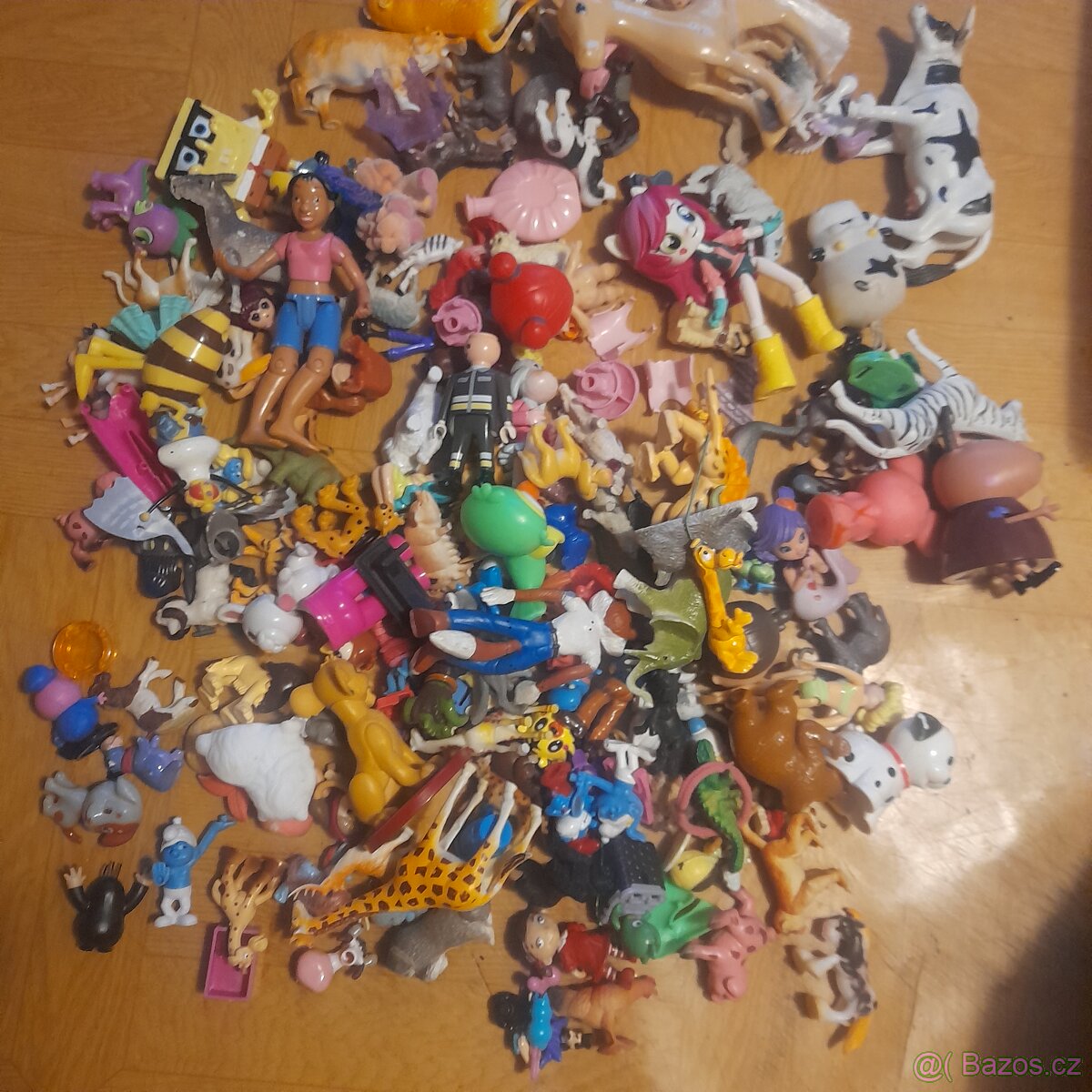 Mix figurky zvířátka a ostatni