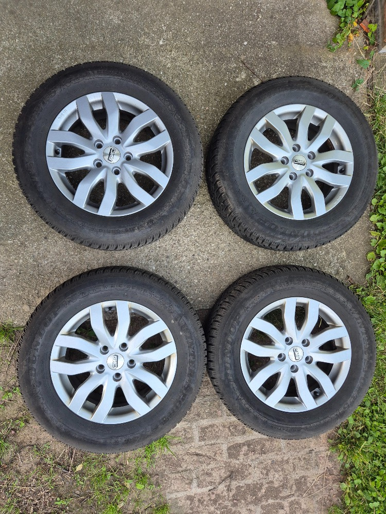 Prodám DUSTER disk CMS C22 silver, 6.5J R16 ET50+zimní pneu