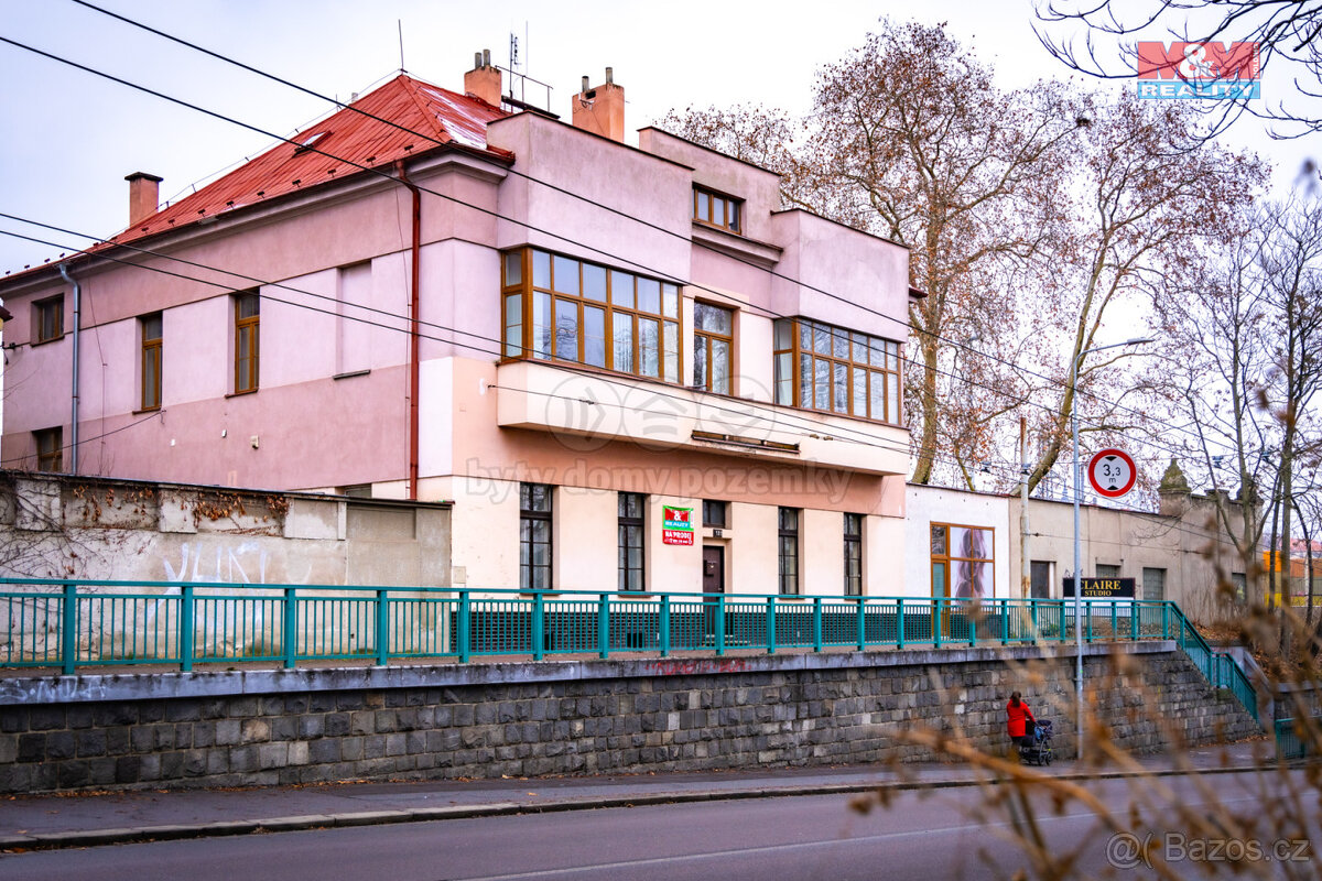 Pronájem obchodního objektu, Pardubice, ul. J.Palacha