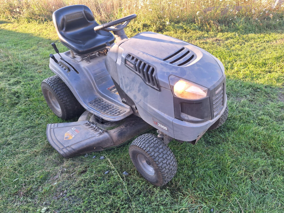 Zahradní traktůrek sekačka CRAFTSMAN LT 2000 19,5HP
