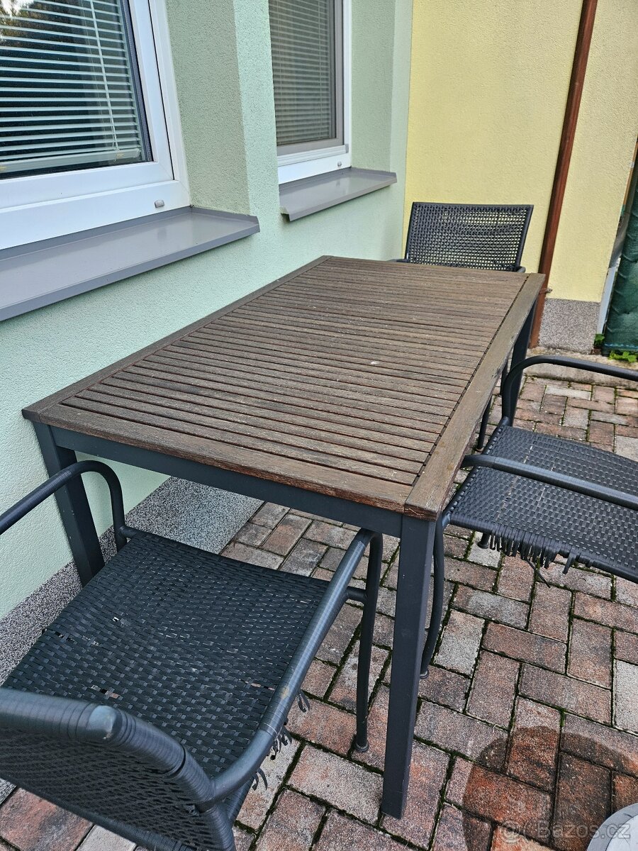 Zahradní nábytek