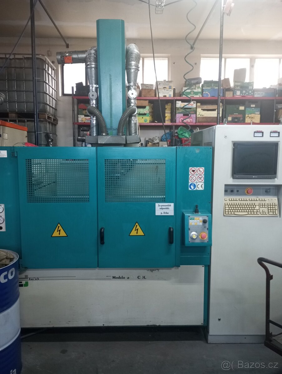 EROTECH VX6 Elektroerozivní stroj