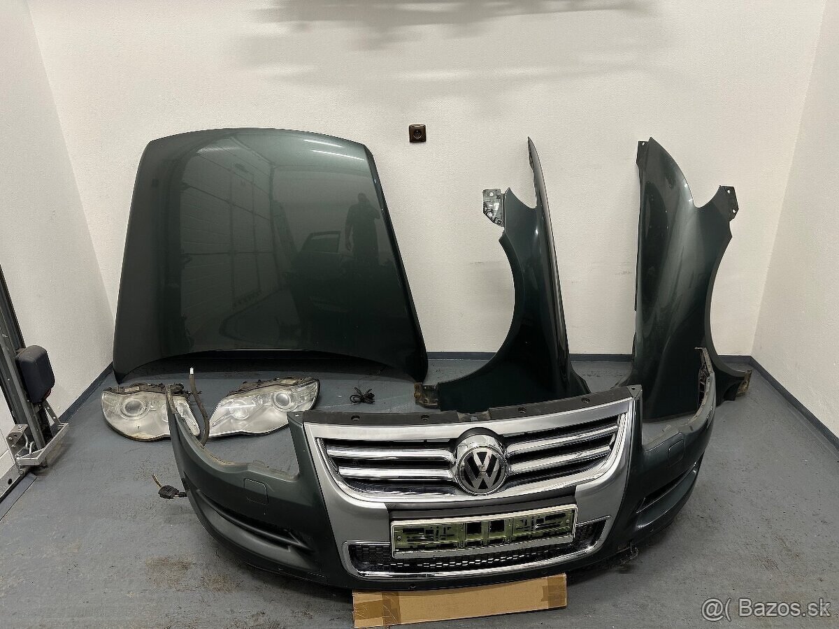 VW Touareg facelift přední část vozidla