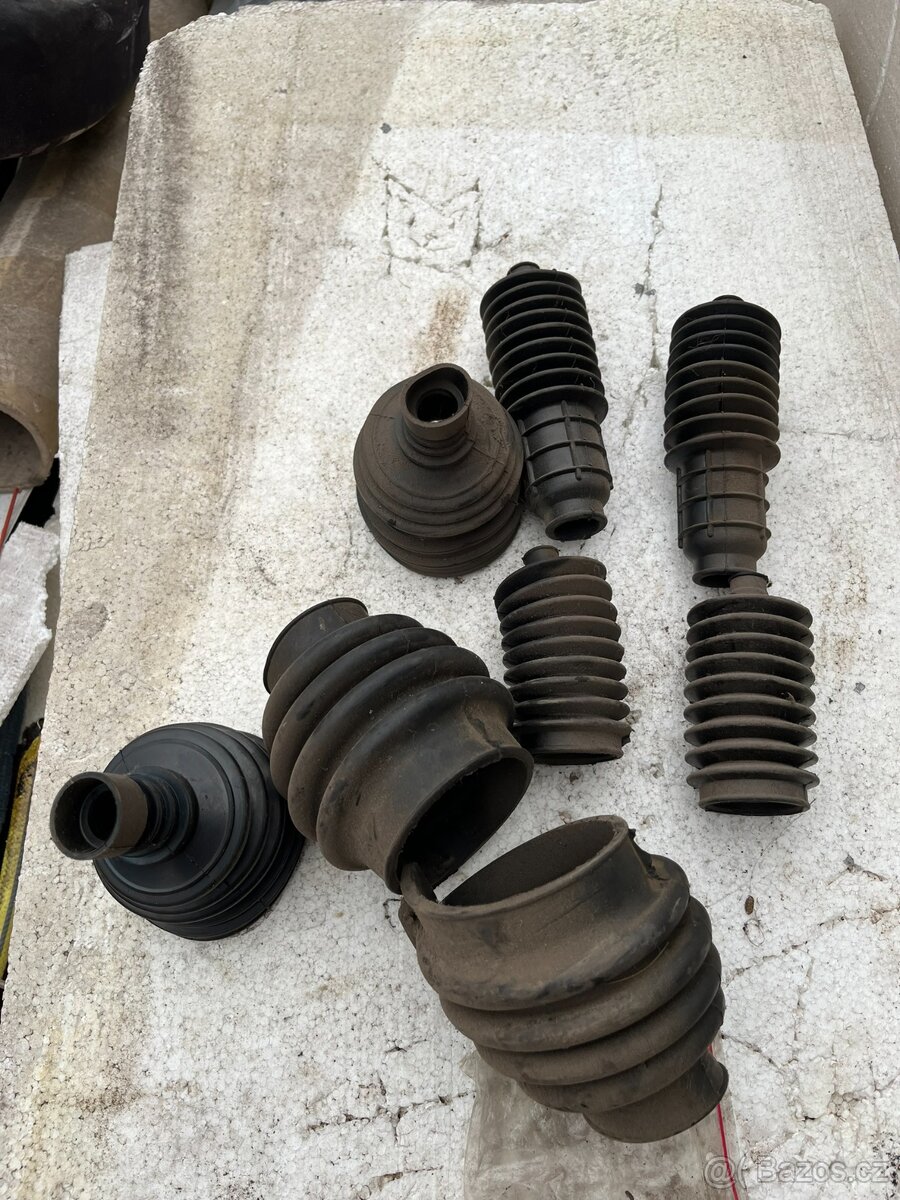 Manžety a prachovky Škona 105, 120 atd.