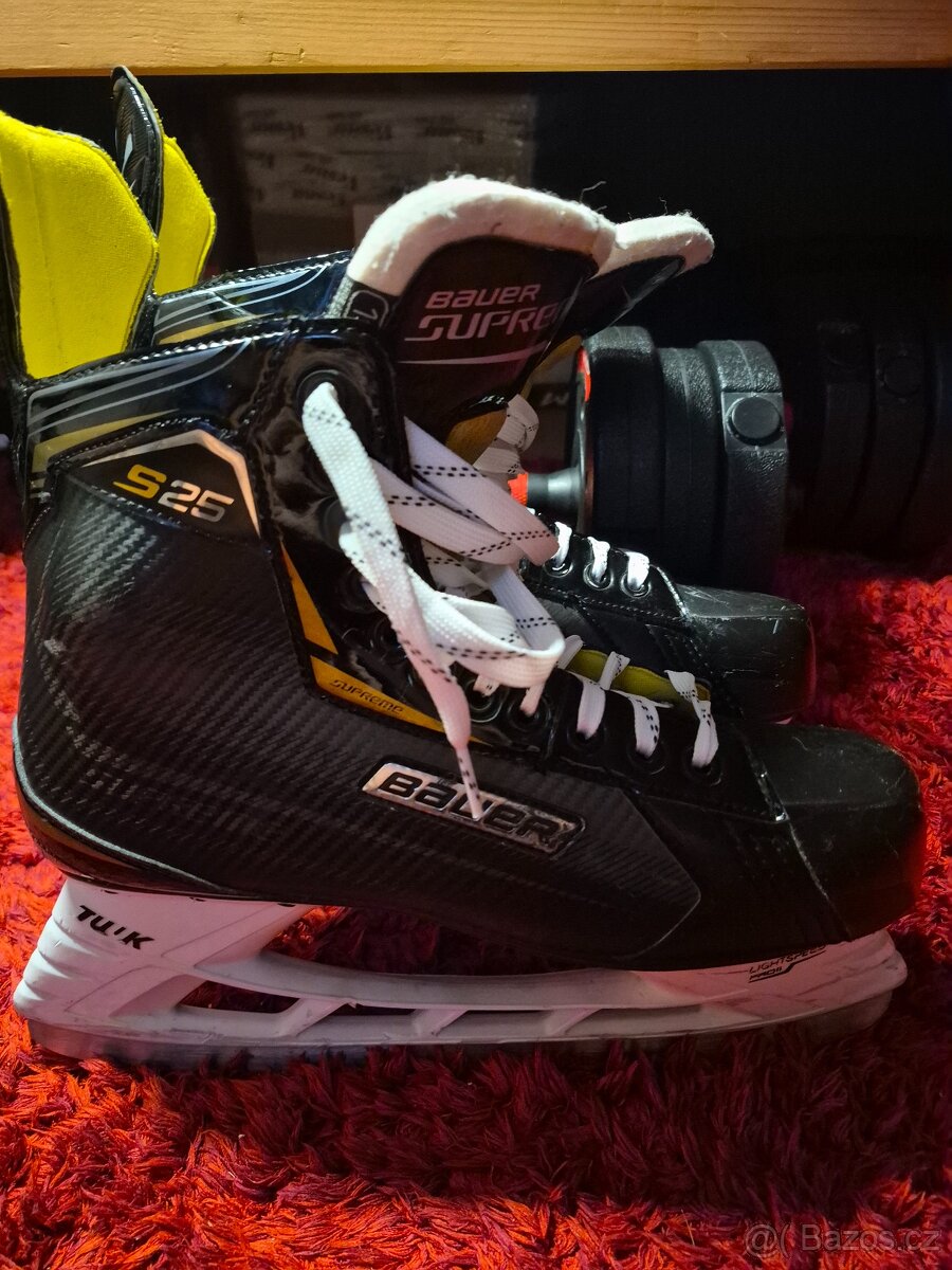 Brusle Bauer Supreme S25 11R