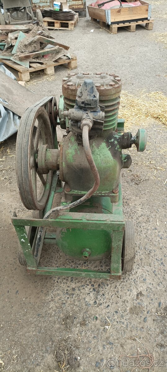 Vzduchový kompresor