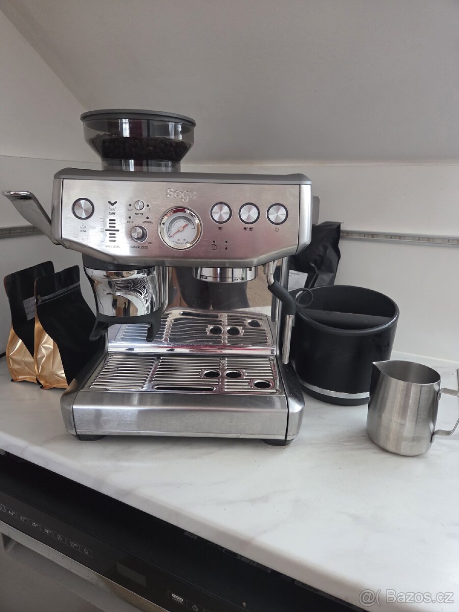 Kávovar Sage 876