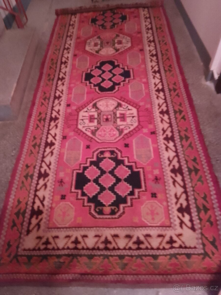 Perský koberec - běhoun 3x1,20 m