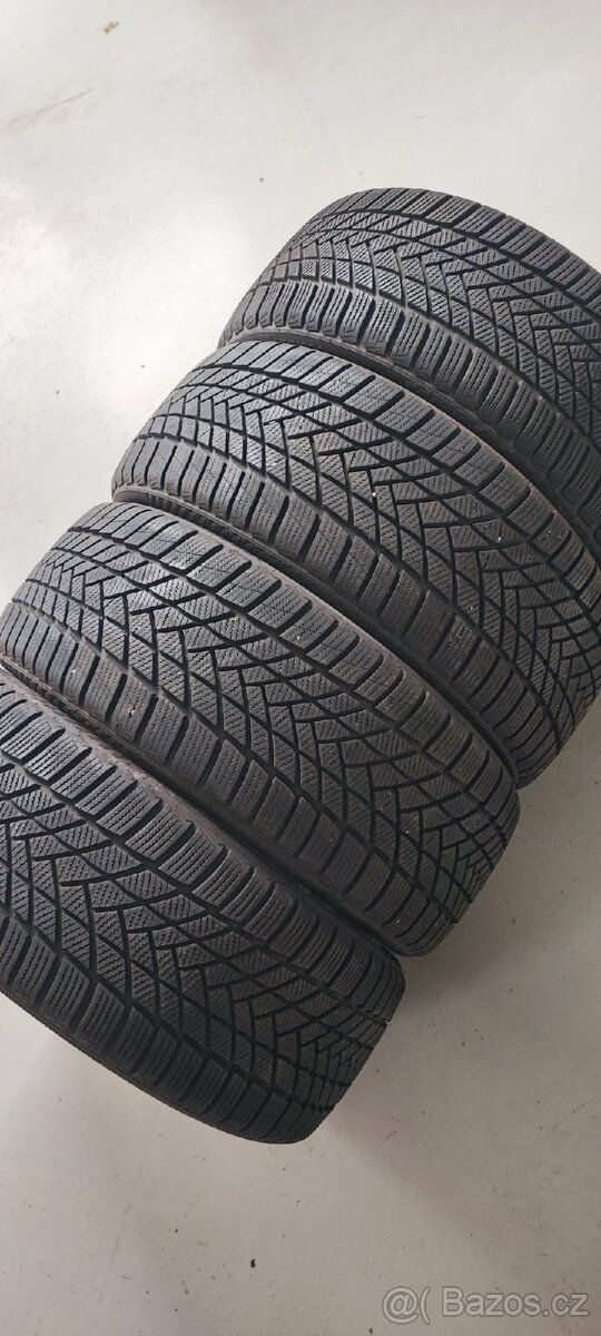 Jako nové 225/40/19 Matador Nordicca, DOT 2124, vz 9.2-8.0mm