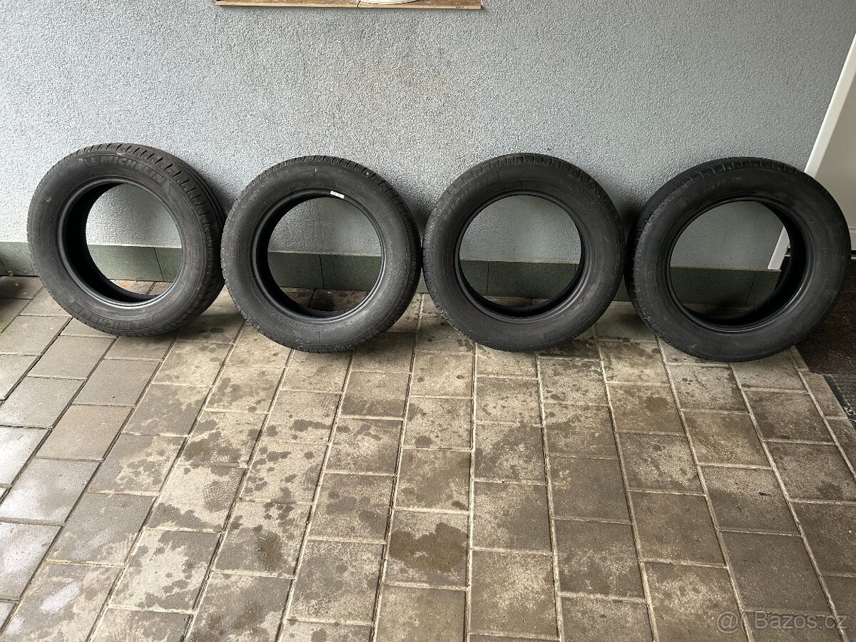 Prodám gumy 185/65/15