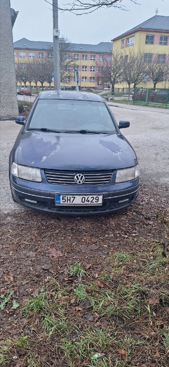 Volkswagen Passat na náhradní díly