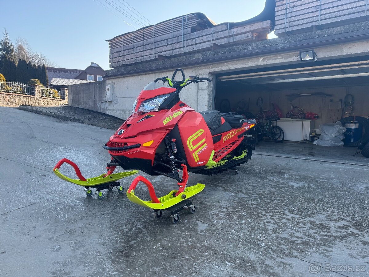 Ski-doo