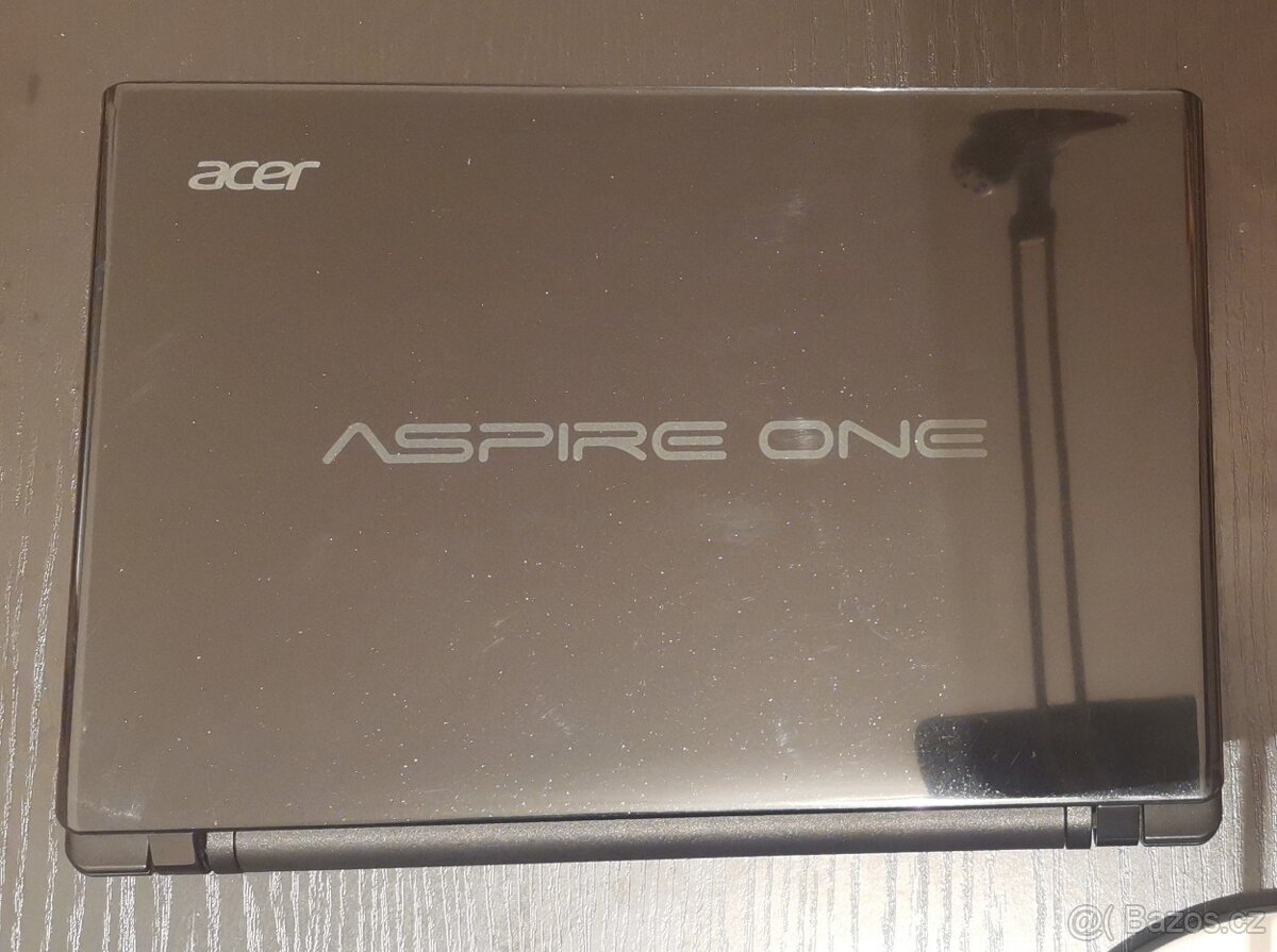 Acer aspire 756 11,6 palců, celeron 877 sandy bridge