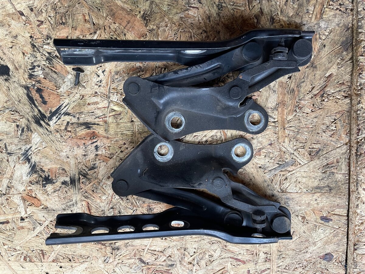 Panty kapoty Škoda Superb 2