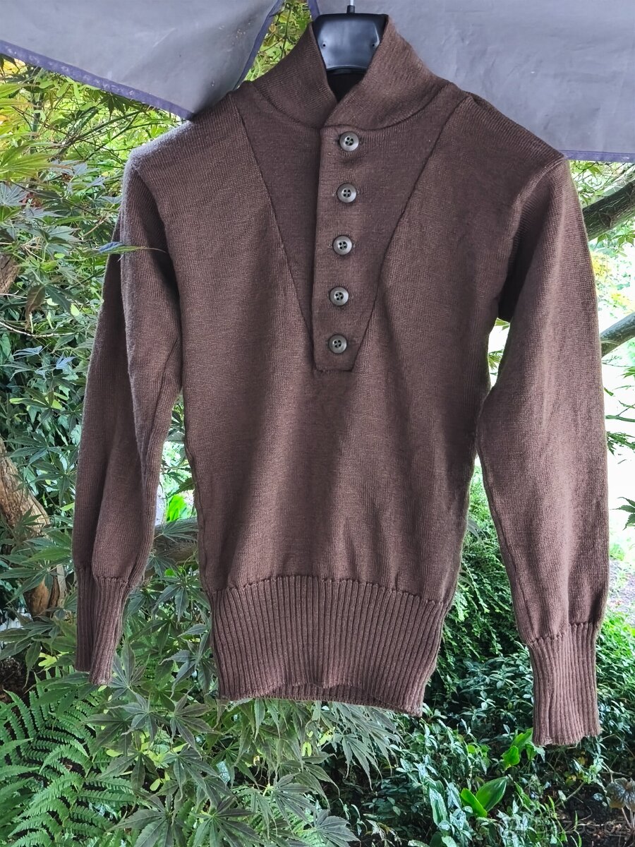 US Army 80' Jeep sweater"