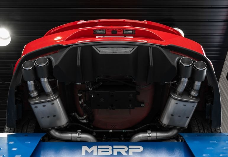 Výfuk Mustang cupe GT 2015-2023 s karbonovými koncovkami