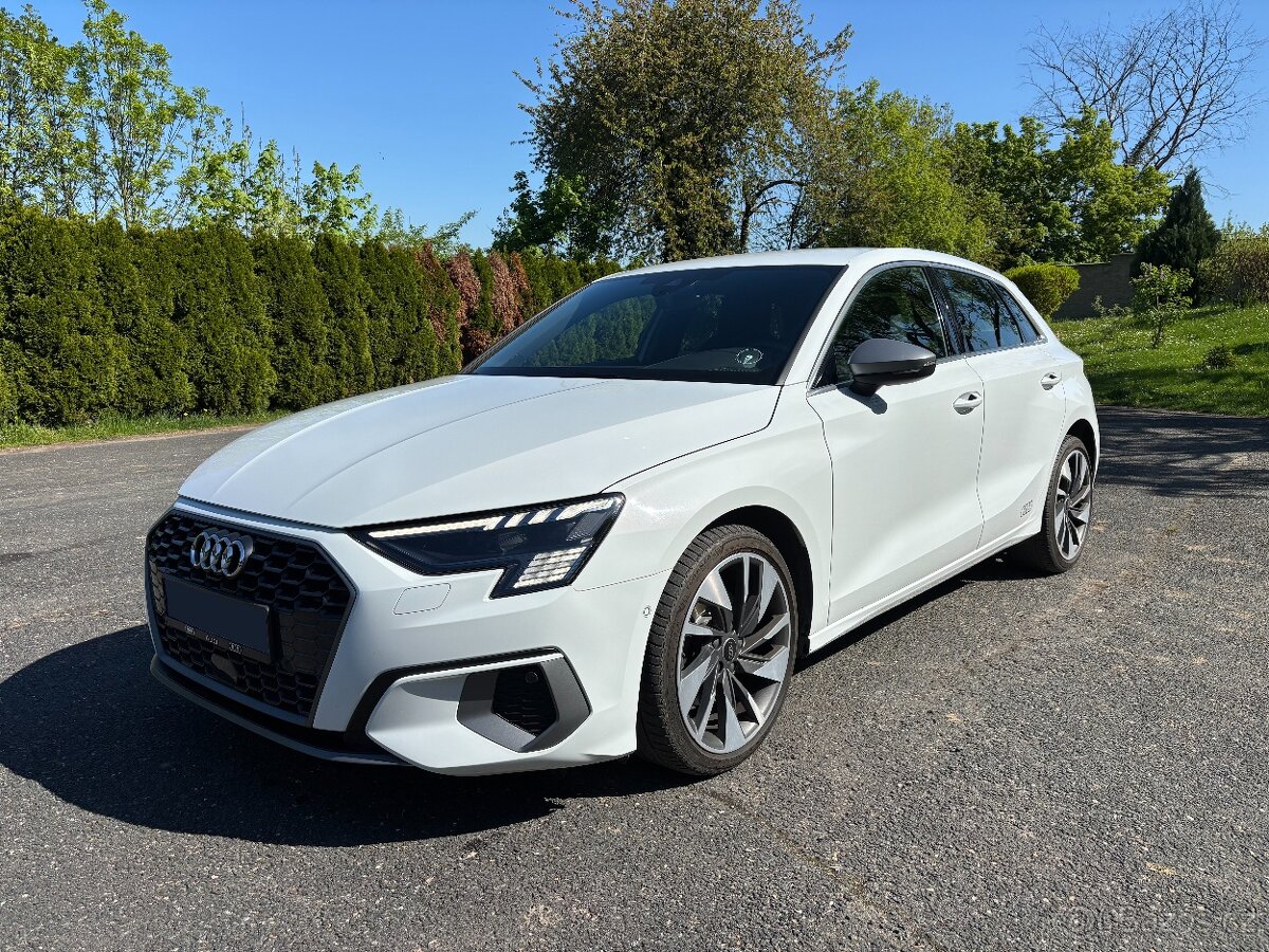 Audi A3 Sportback, 2020, S-LINE výbava, Virtual Cockpit, DPH