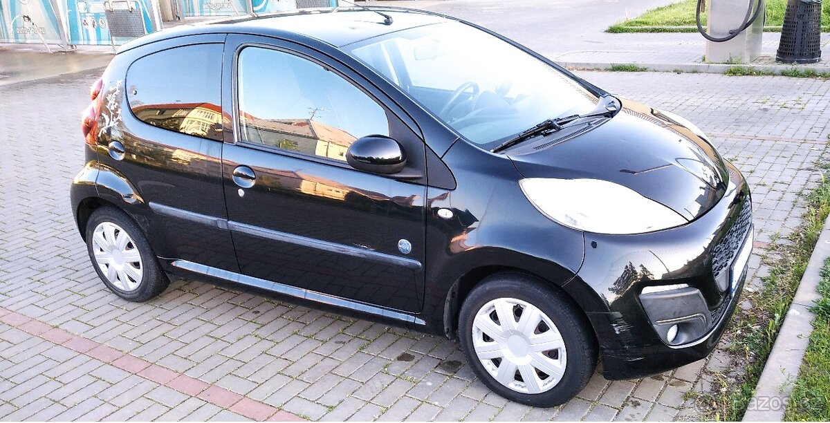 PEUGEOT 107 - TOP STAV - najeto poctivých 41.800km