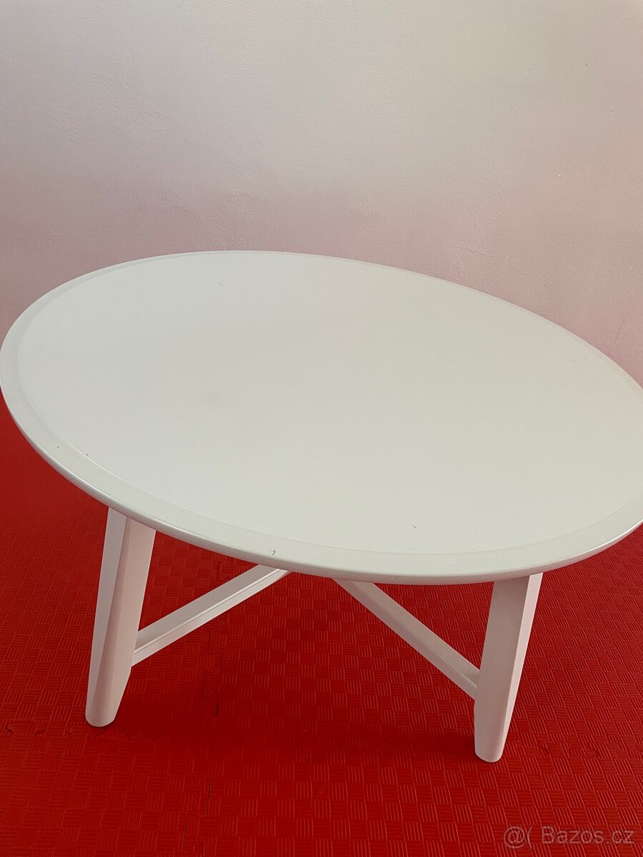 Stolek kulatý IKEA Kragsta
