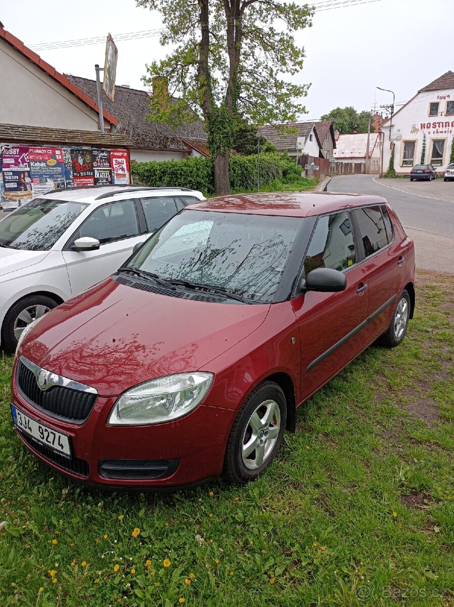 Prodám Škoda fabia 2. 1,2 htp lpg