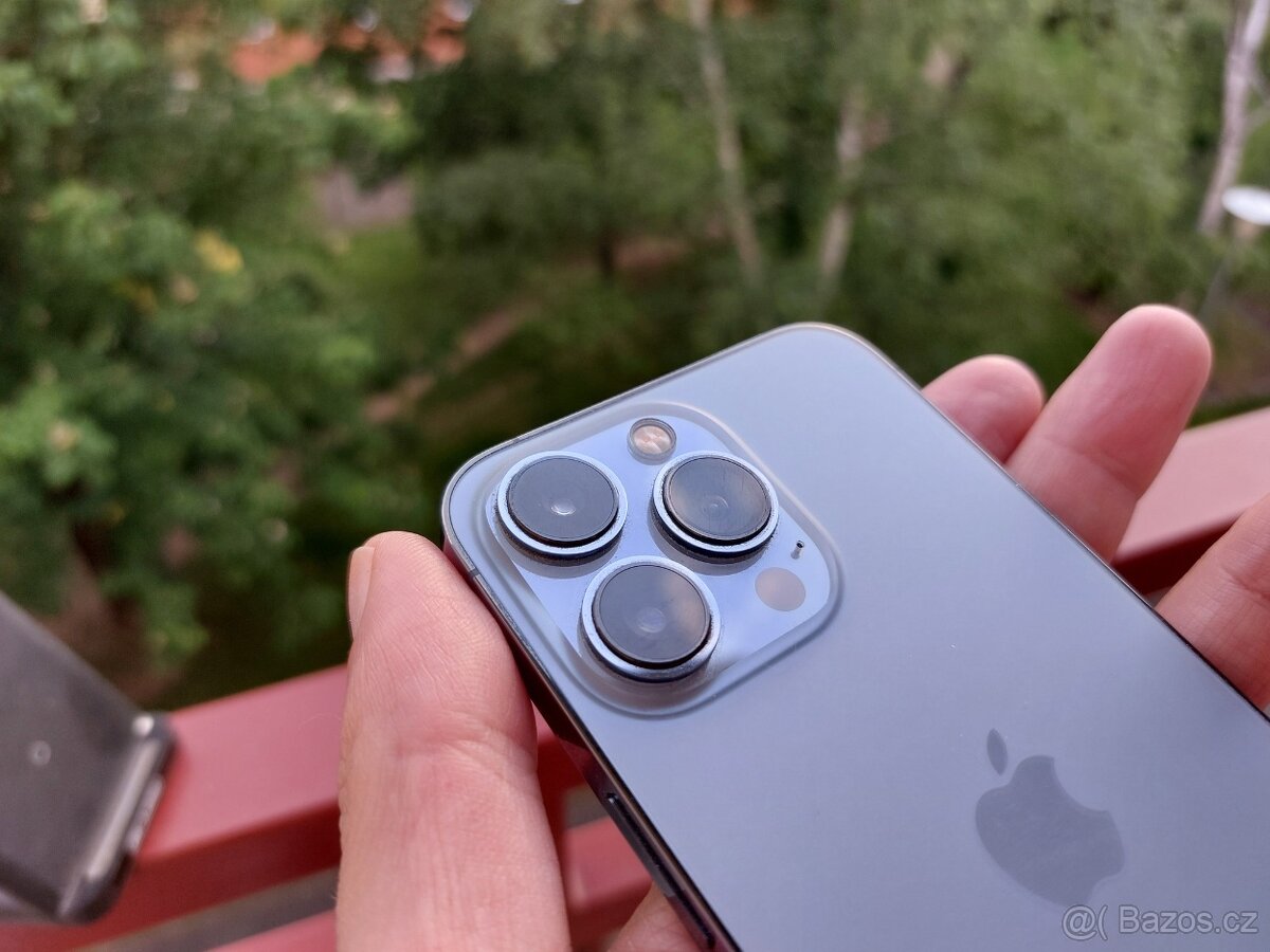 iPhone 13 Pro--128 GB--TOP STAV