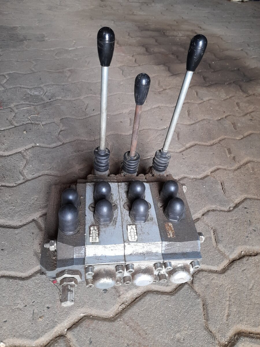 Hydraulický rozdělovač