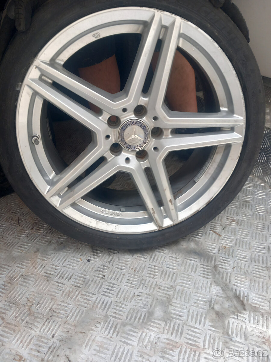 ALU KOLA MERCEDES  19 NEJSPÍŠ IMITACE AMG