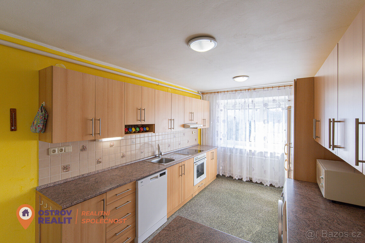 Prodej, rodinný dům, 7.795 m2, Nemile